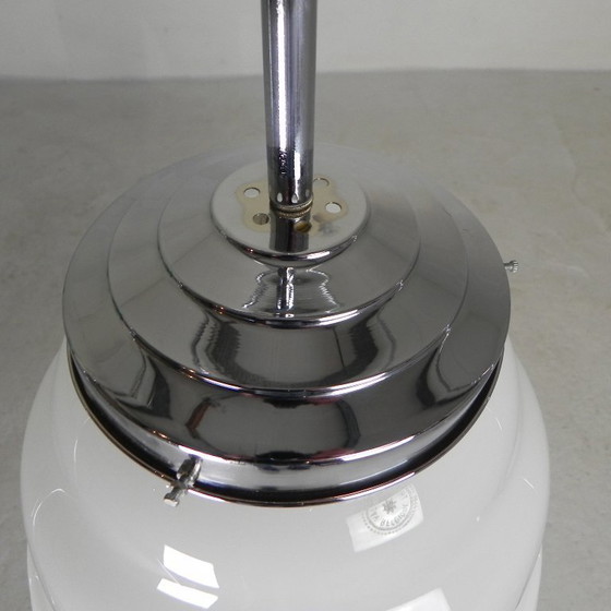 Image 1 of Art Deco hanglamp met opaline kap, Val St Lambert, jaren 30