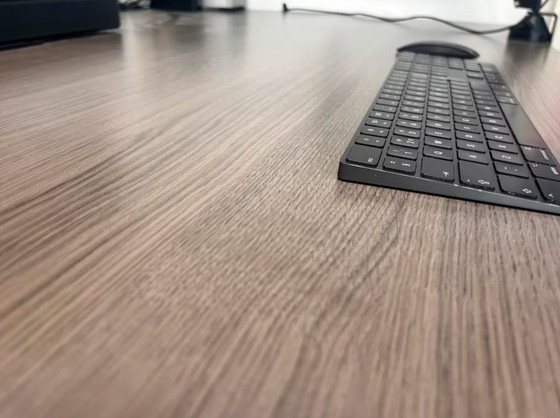 Image 1 of Scrivania 200x100 cm - Altezza regolabile