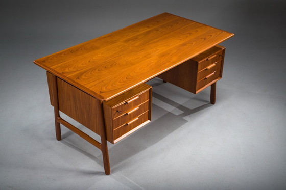 Image 1 of Scrivania modello 75 in teak di Omann Jun Møbelfabrik, anni '60