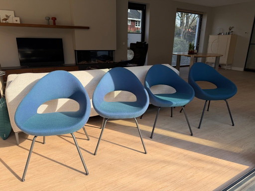 4 beautiful Artifort Shark dining chairs!