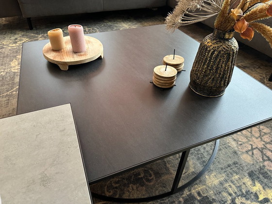 Image 1 of Luxe Prismo salontafelset - Keramiek met Epoxy onderstel