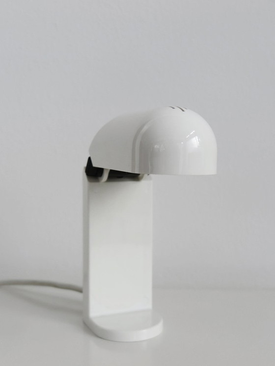 Zwart-witte plastic Tafellampen, Italië, jaren '60, set van 2 – Kunststof (photo 19 of 26)