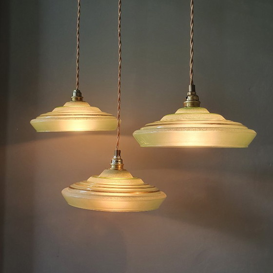 Set of 3 Antique Pendant Lights of Opaline Glass in Green, with Crushed Glass and Gold Decoration (photo 3 of 20)