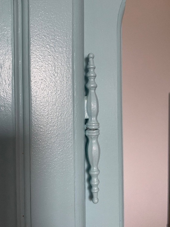 Image 1 of Schöner handbemalter Brocanteschrank