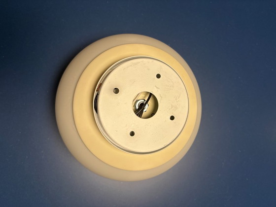 Image 1 of Minimalistische Scandinavische wandlamp van opaalglas