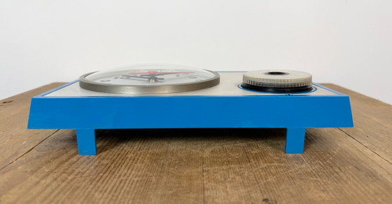 Horloge murale de cuisine vintage est-allemande de Weimar, années 1970 – Pendules, Glass, Plastic (photo 13 of 18)