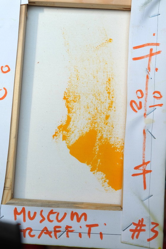 Museumgraffiti #2 – Kunst, Wood, Canvas (photo 5 of 7)