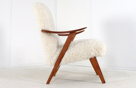 Image 1 of Poltrona vintage imbottita color crema modello 'Almere' | 2 pezzi disponibili