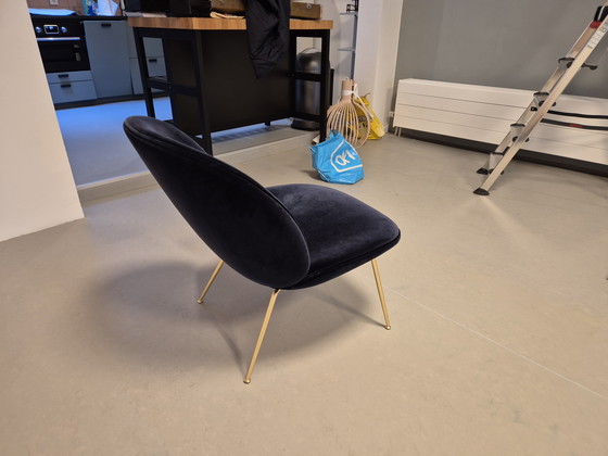 Image 1 of 2x poltrona Gubi Beetle