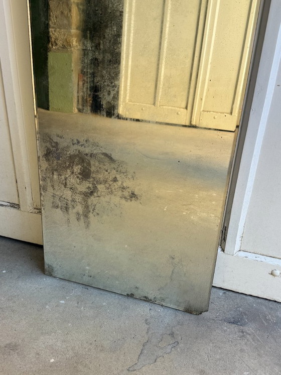 Large vintage scalloped beveled glass mirror – Wood (photo 9 of 11)