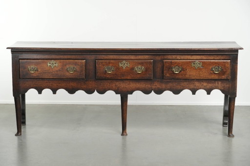 Large English antique oak sideboard/dresser with 3 working drawers from the early 18th century with a beautiful patina
