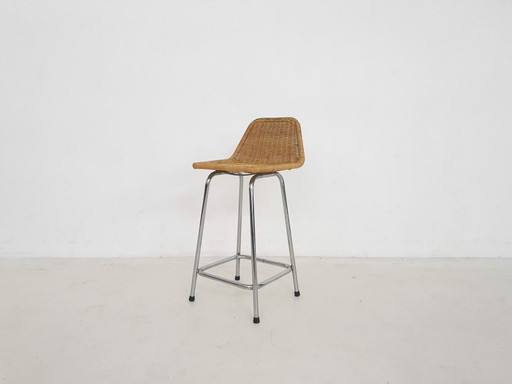 Tabouret de bar en rotin et métal Rohe Noordwolde, Pays-Bas, années 1950