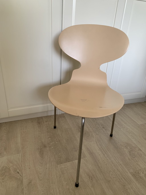 7x Frits Hansen ANT 3-legged chairs