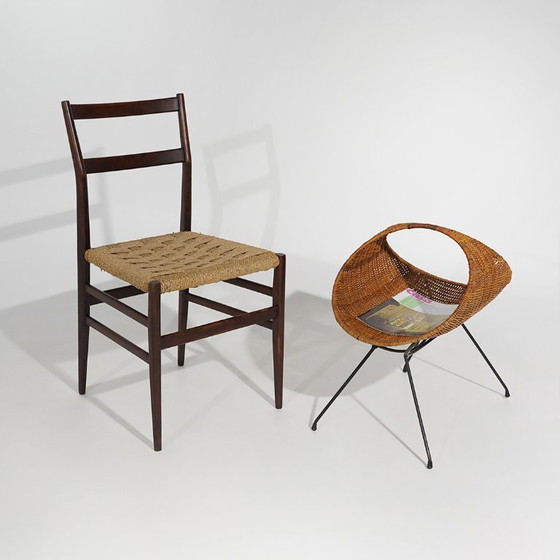 Tijdschriftenrek van rotan met metalen poten, jaren 1950 – Rattan (photo 12 of 12)
