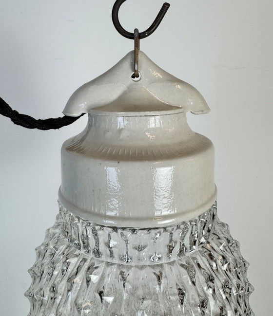 Image 1 of Suspension vintage en porcelaine blanche, années 1970