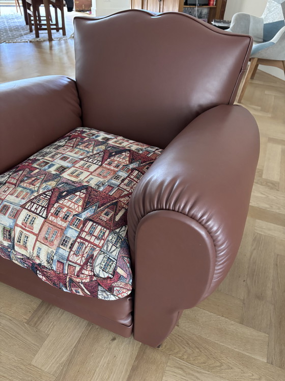 Image 1 of Club chair / Fauteuil club
