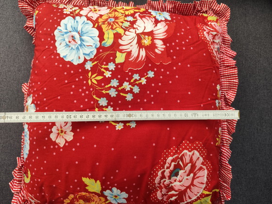 Image 1 of Cojín Pip Studio con volantes (incluye cojín interior)