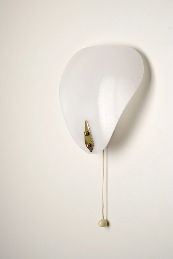 Driehoekige wandlampen van acryl en messing, Wit, Vintage (foto 6 van 9)