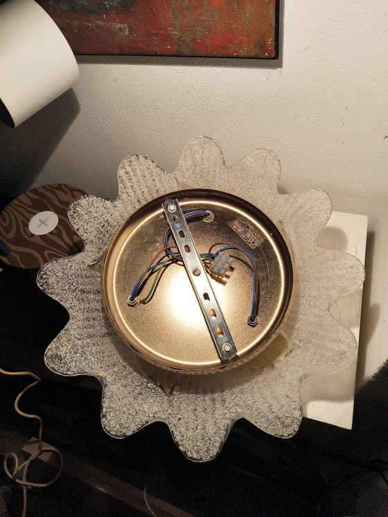 Image 1 of Vintage design modernist glazen bloemen Murano plafonnière toegeschreven aan Barovier et Toso