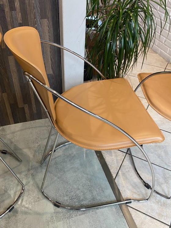 Image 1 of Set di 4 poltrone Linda di Arrben, pelle color cammello, struttura in acciaio cromato, vintage anni '80