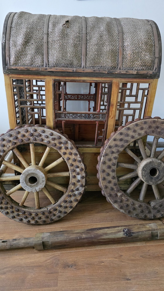 Image 1 of Antica portantina cinese palanchino con ruote, circa 1900