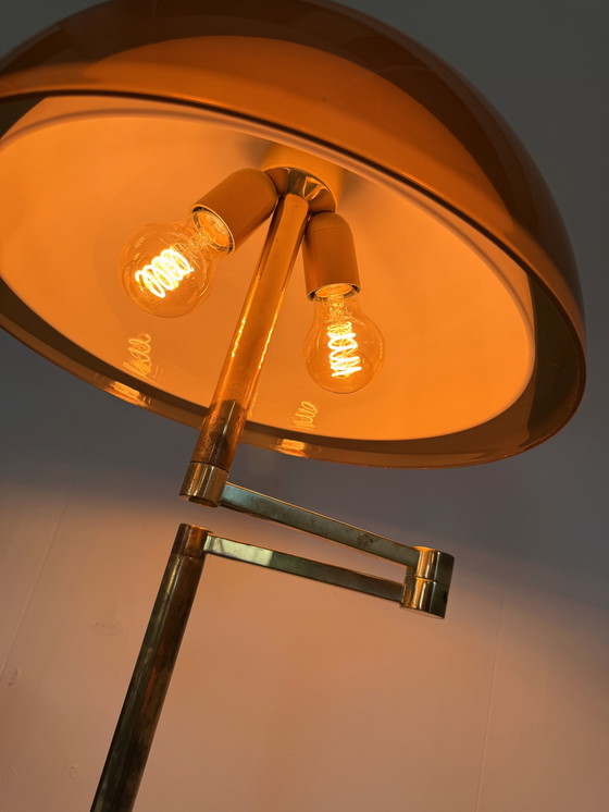 Image 1 of Lampada da terra a fungo in ottone vintage, Swisslamps anni '70