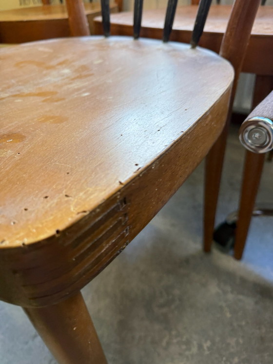 Set di 4 sedie da pranzo vintage Mid-Century con schienale a fuso – ca. 1962 – Legno (photo 4 of 15)