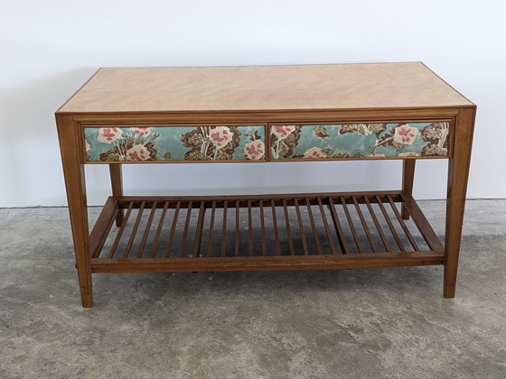 Image 1 of Escritorio (3) - Textil, Madera