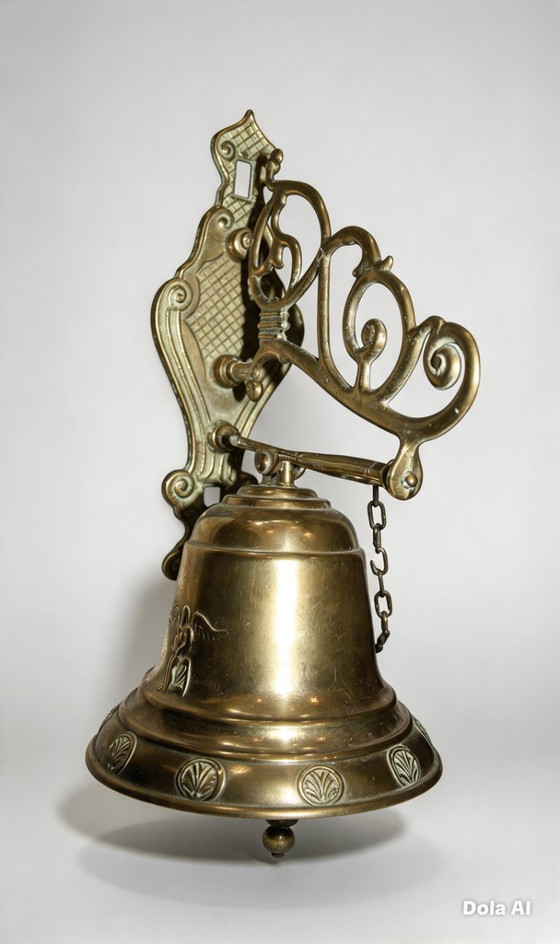 Campanello antico in ottone massiccio, splendidamente decorato, ca. 30 cm di altezza, Oggetti decorativi (foto 3 di 5)