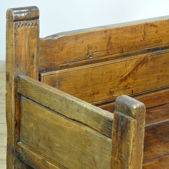 Image 1 of Antique walnut bench, Southern France / Northern Spain, 17th–18th century