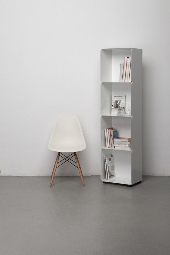 Image 1 of Armoire blanche 160X40 cm Design Nendo For Quodes - On Legs