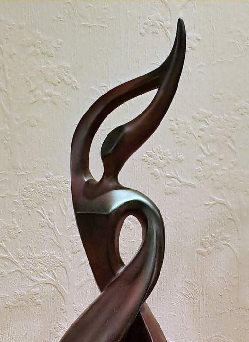 Sculpture moderne en bois