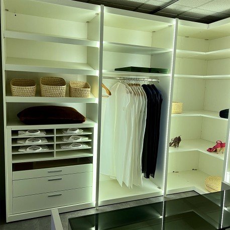 Image 1 of Vestidor Hülsta Multiforma II