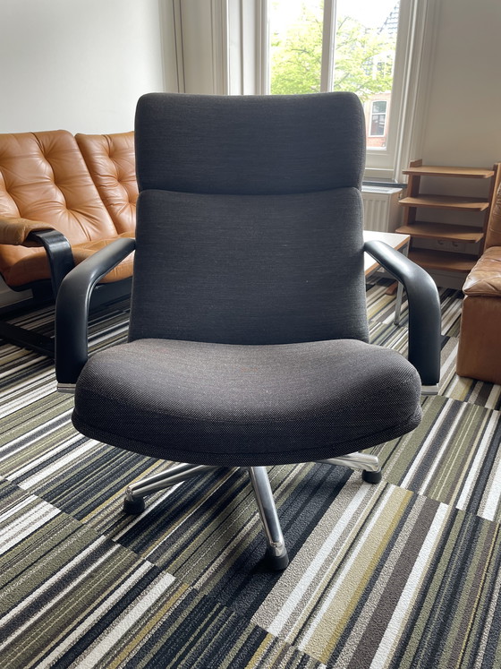 Image 1 of Artifort F154 fauteuil
