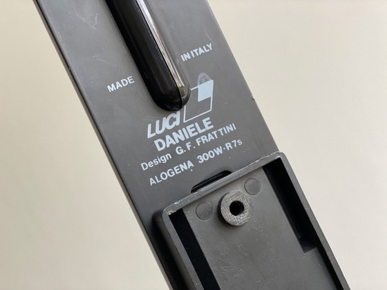 1x Vintage Post Modern Gianfranco Frattini, Daniele Wall Lamp Uplighter - Luci 1979 – Luci Italia, Wall lights (photo 6 of 8)