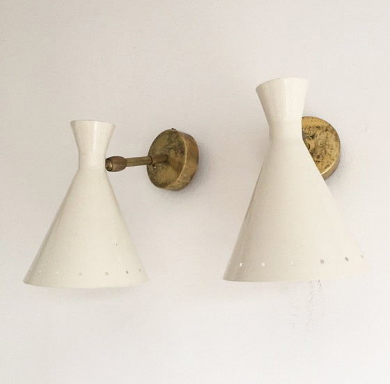 Coppia di applique da parete di design italiano degli anni '50. – Metal (photo 4 of 12)