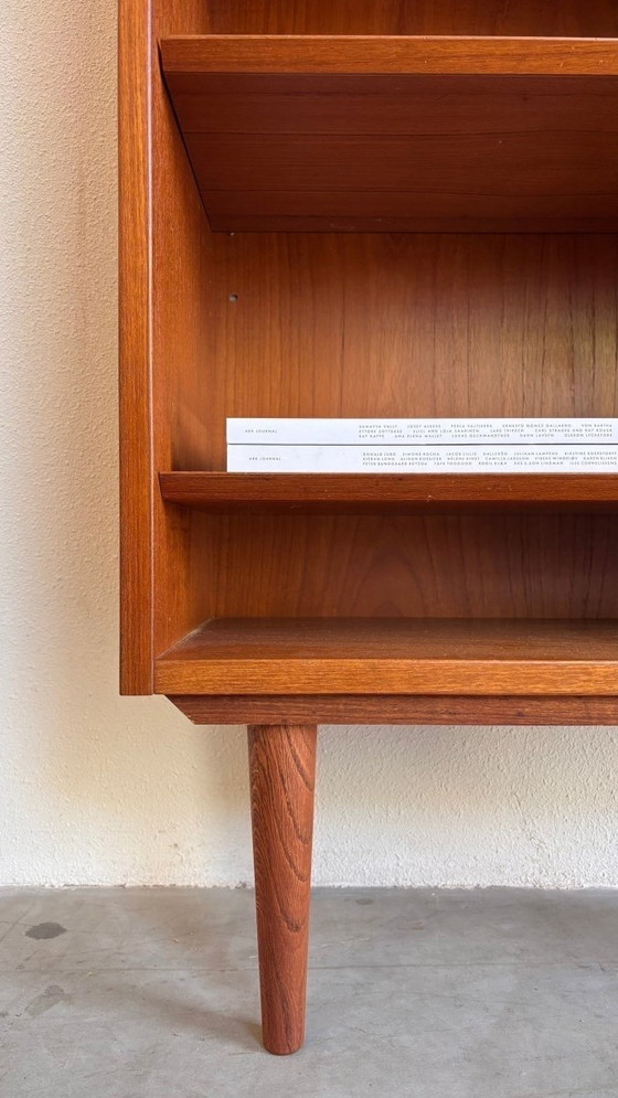 Image 1 of Vintage bookcase LP compartments