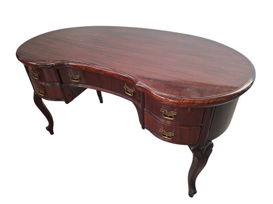 Image 1 of Conjunto de estudio Elite: Escritorio con forma de frijol y silla de bañera