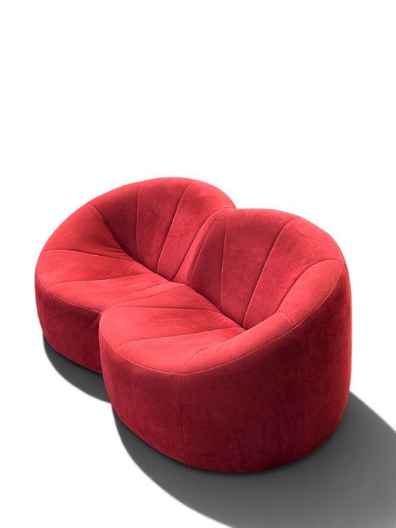 Pierre Paulin Pumpkin Sofa 2-Seater – Ligne Roset, Red Alcantara (Space Age Design) – 2 seaters, Velvet (photo 7 of 22)