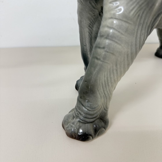 Image 1 of Statua di elefante in ceramica grigia vintage