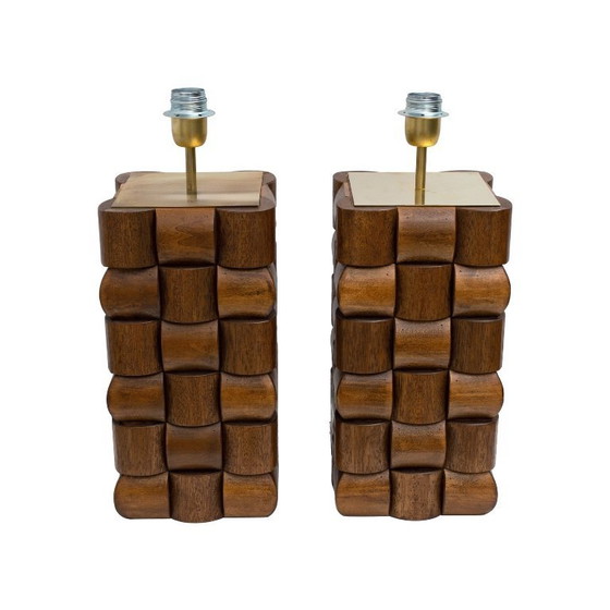 Coppia di lampade da tavolo scultoree in teak e ottone, Italia – Wood, Brass (photo 5 of 6)