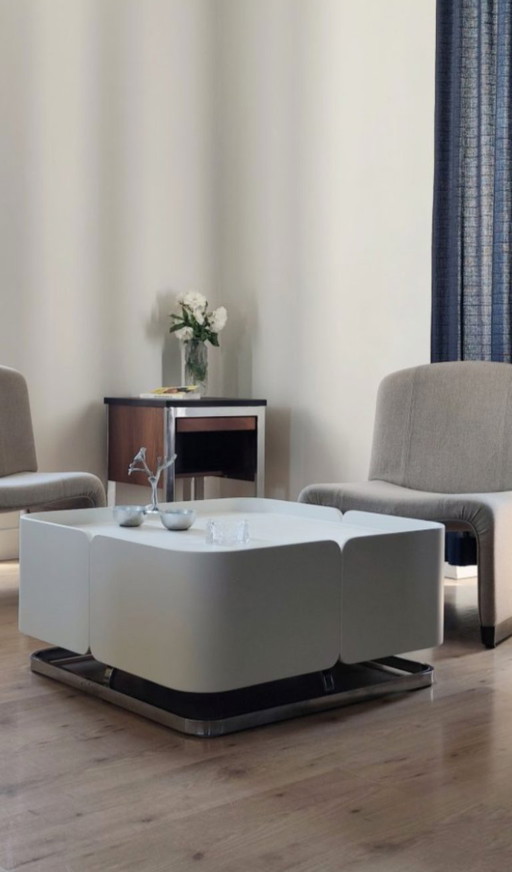 Vintage Italian coffee table, space age 1970s