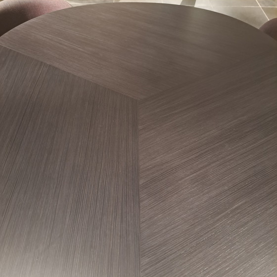 Image 1 of Krisalia Holo Pillar dining table