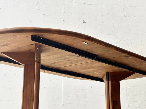 Image 1 of Table de salle à manger extensible en pin teinté foncé, années 1970