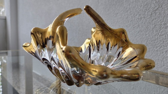 Image 1 of Bol de cristal de mediados de siglo con diseño de salpicaduras y detalles en pan de oro de 18 quilates – Bayel (década de 1950)