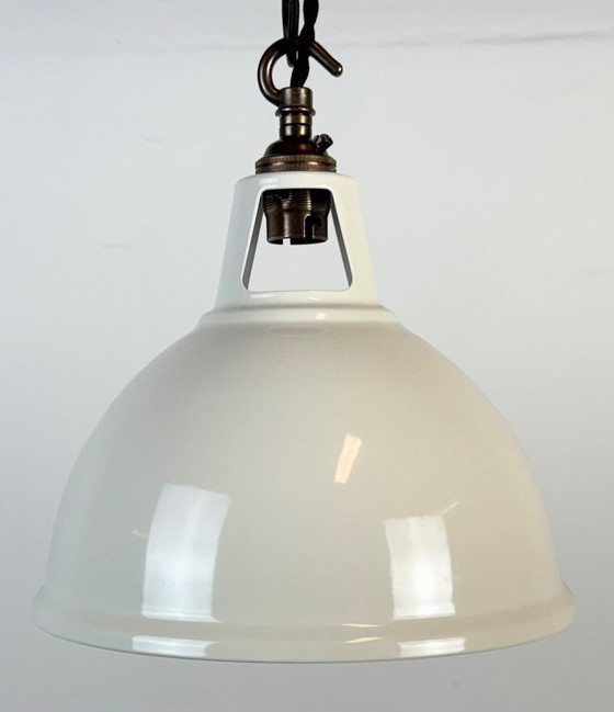 Image 1 of Lampada a sospensione vintage industriale verniciata beige, anni 2000