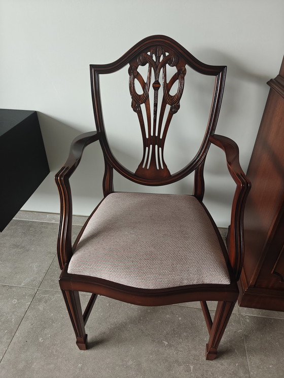 Image 1 of Sala da pranzo in mogano