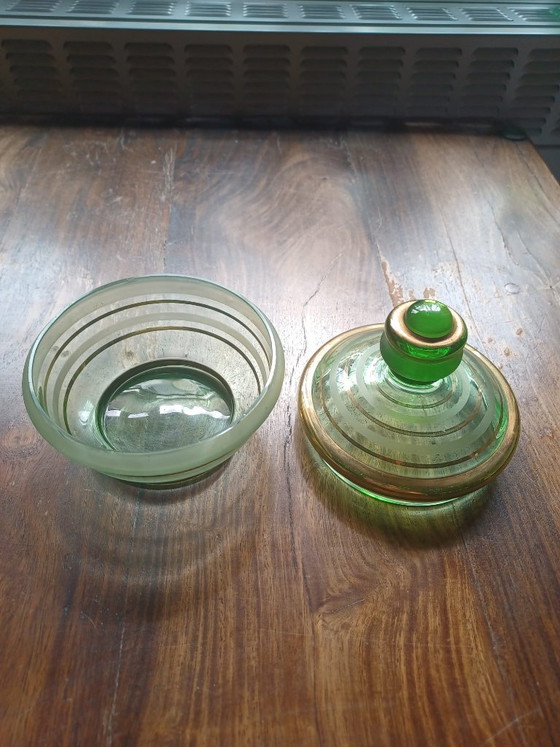 Booms Glass Art Deco Powder Box - Perfect – Decorative Objects, Gold (photo 2 of 5)