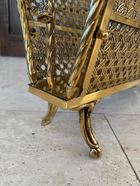 Image 1 of Porte-revues en laiton style Hollywood Regency – lourd et décoratif