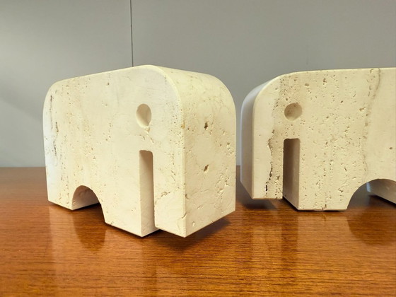 Image 1 of 2x Elefantenskulptur-Buchstützen aus Travertin von Enzo Mari, Italien, 1970er Jahre